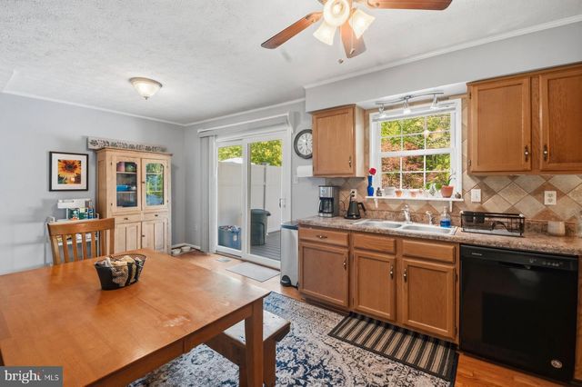 486 LAKES CT, Westminster, MD 21158