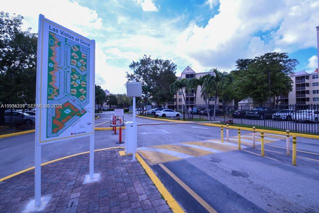 8215 Lake Dr 504, Doral, FL 33166