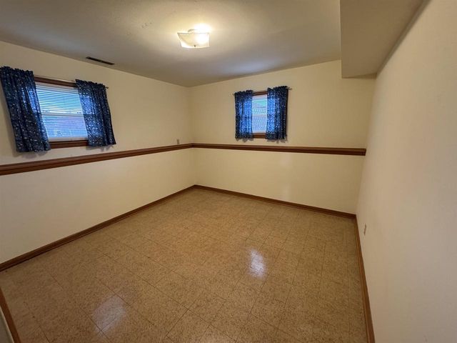 1717 S Chatham Street, Janesville, WI 53546