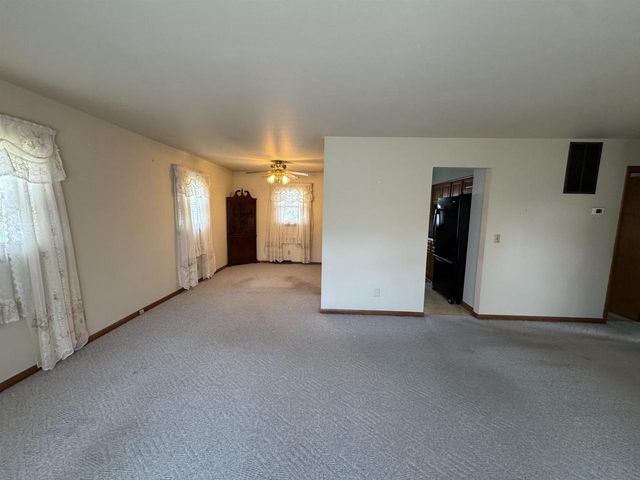 1717 S Chatham Street, Janesville, WI 53546