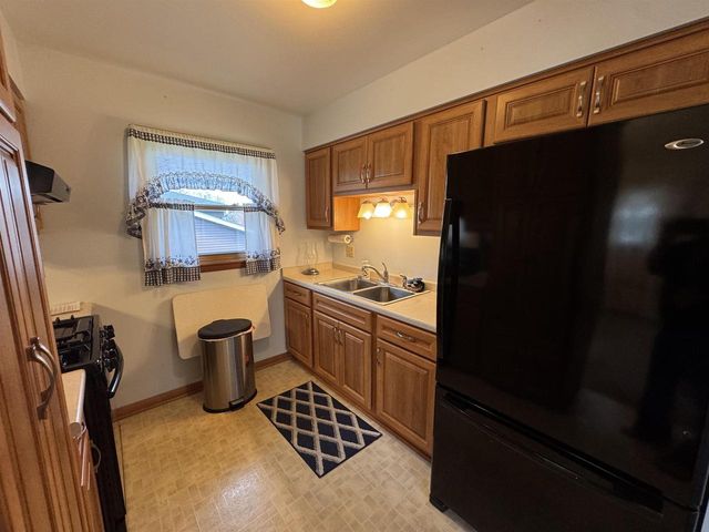 1717 S Chatham Street, Janesville, WI 53546
