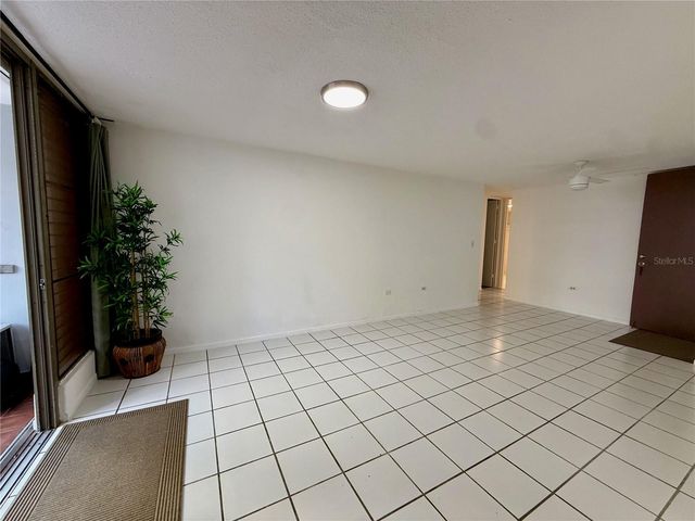 5870 AVE. JOSÉ M. TARTAK B1, Carolina, PR 00979