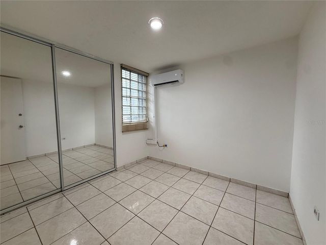 5870 AVE. JOSÉ M. TARTAK B1, Carolina, PR 00979