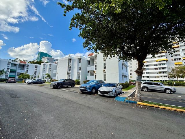 5870 AVE. JOSÉ M. TARTAK B1, Carolina, PR 00979