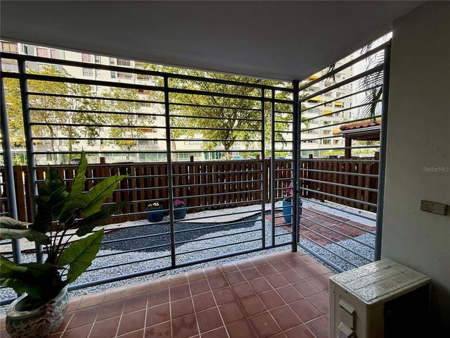 5870 AVE. JOSÉ M. TARTAK B1, Carolina, PR 00979