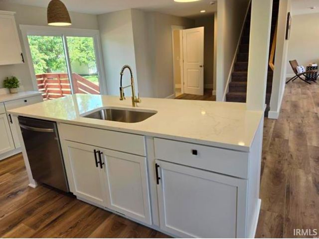 5317 Stellhorn Road, Fort Wayne, IN 46815