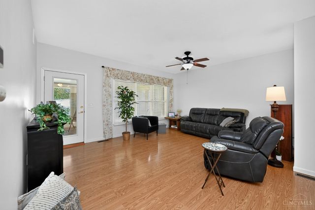 322 Lauryn Meadows Court, Fairfield, OH 45014