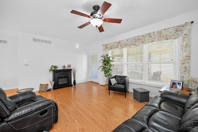 322 Lauryn Meadows Court, Fairfield, OH 45014