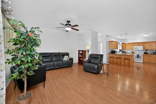 322 Lauryn Meadows Court, Fairfield, OH 45014
