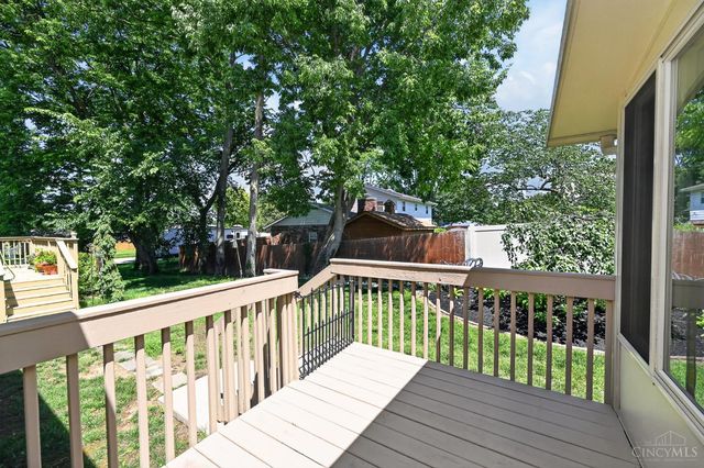 322 Lauryn Meadows Court, Fairfield, OH 45014
