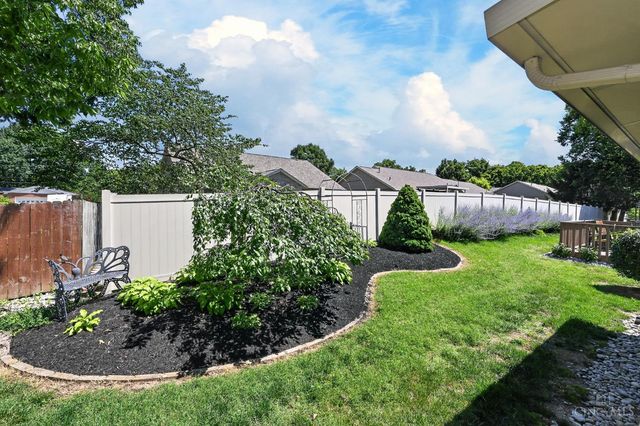 322 Lauryn Meadows Court, Fairfield, OH 45014