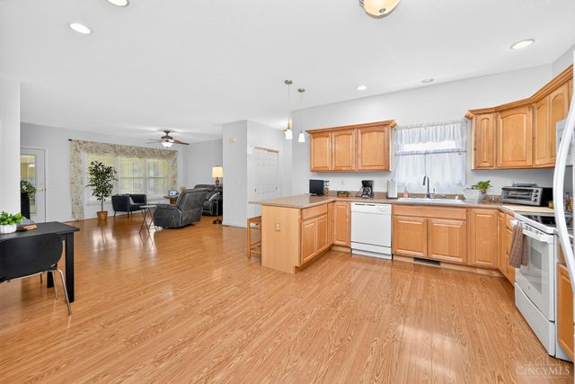322 Lauryn Meadows Court, Fairfield, OH 45014