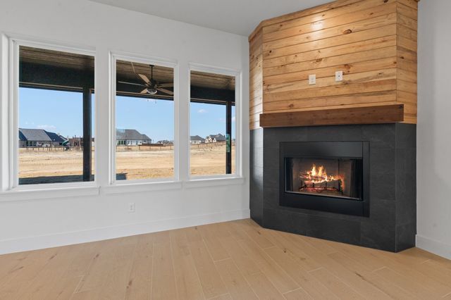 417 Collum View, Azle, TX 76020