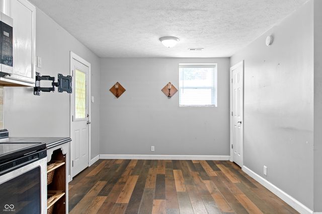 1373 Central Avenue, Noblesville, IN 46060
