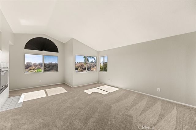 7450 Red Clover Way, Highland, CA 92346