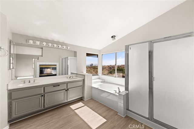 7450 Red Clover Way, Highland, CA 92346