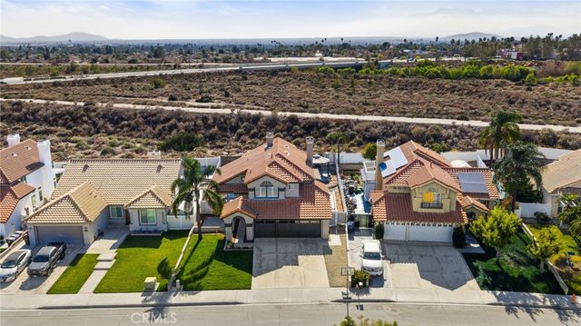 7450 Red Clover Way, Highland, CA 92346