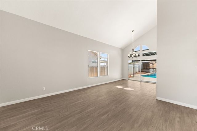 7450 Red Clover Way, Highland, CA 92346