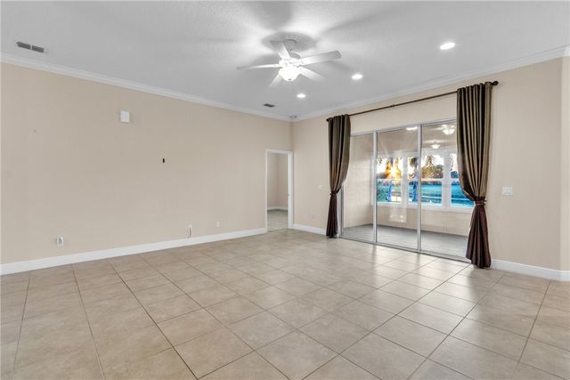 7271 E Village Square, Vero Beach, FL 32966