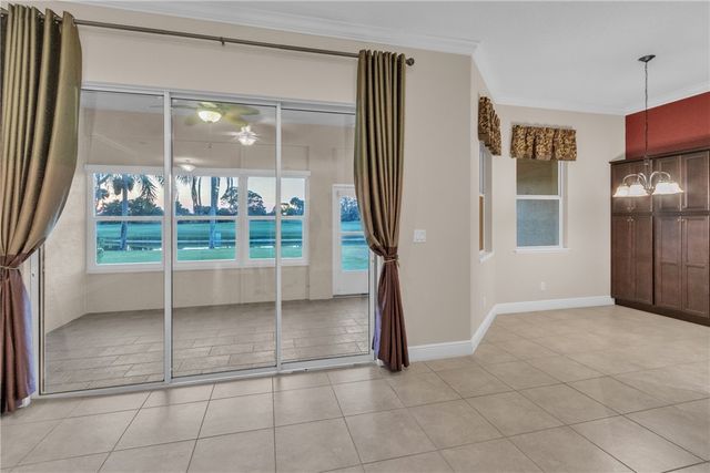 7271 E Village Square, Vero Beach, FL 32966