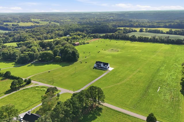 4184 Armstrong Rd, Springfield, TN 37172