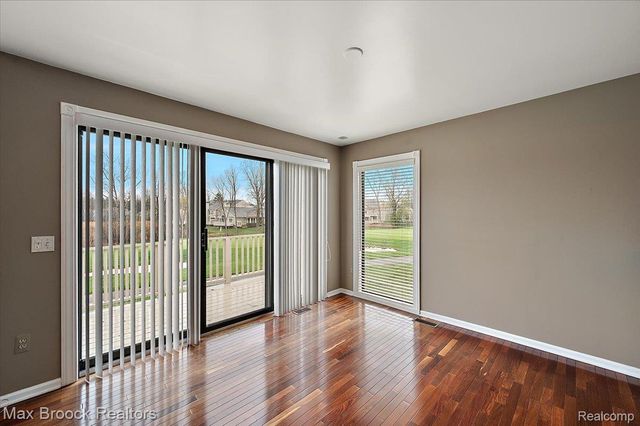 888 Tartan Trail, Bloomfield Hills, MI 48304
