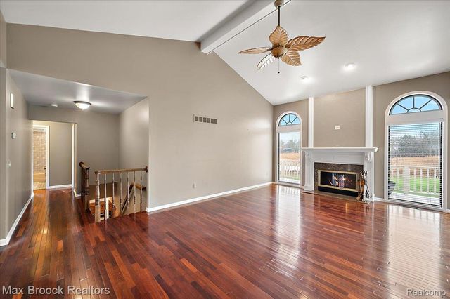 888 Tartan Trail, Bloomfield Hills, MI 48304