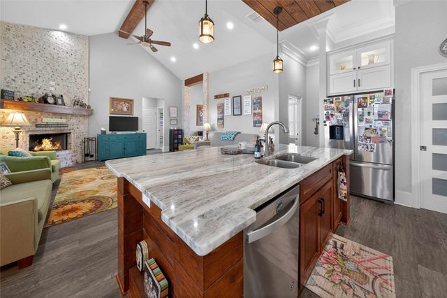 15802 COUNTY ROAD 472, Tyler, TX 75706