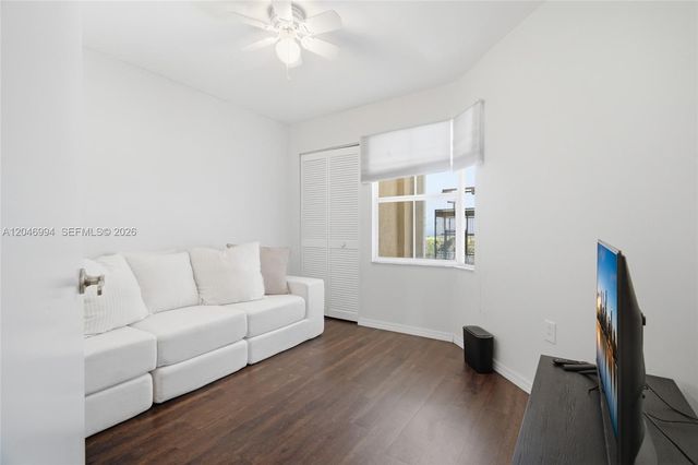 3715 Valais Dr, Hollywood, FL 33021