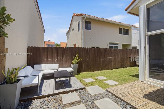 3715 Valais Dr, Hollywood, FL 33021
