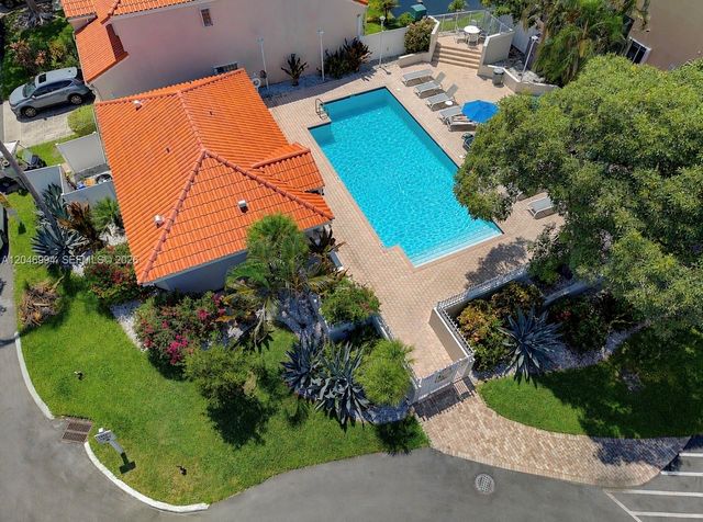 3715 Valais Dr, Hollywood, FL 33021