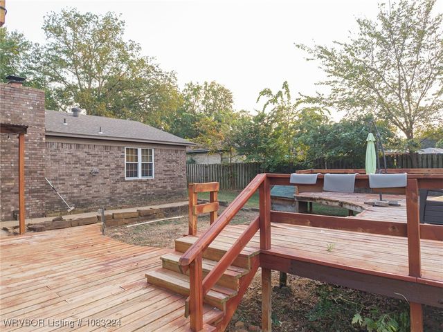 9123 Skypark Drive, Fort Smith, AR 72903