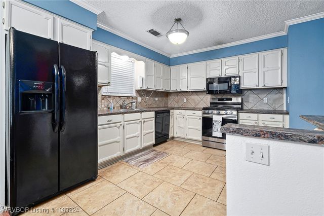 9123 Skypark Drive, Fort Smith, AR 72903