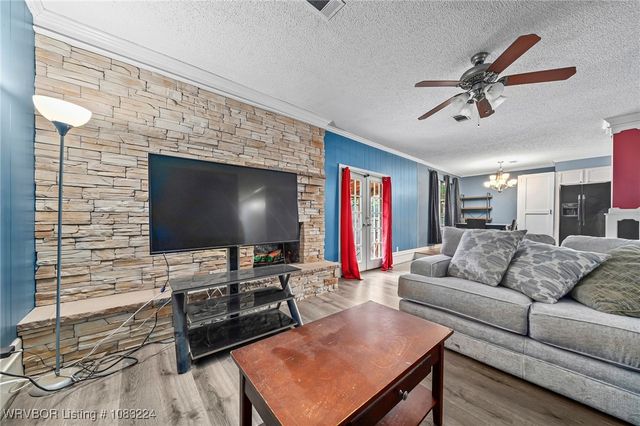 9123 Skypark Drive, Fort Smith, AR 72903