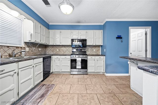 9123 Skypark Drive, Fort Smith, AR 72903