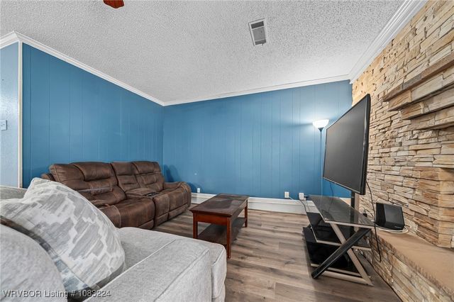 9123 Skypark Drive, Fort Smith, AR 72903