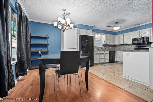 9123 Skypark Drive, Fort Smith, AR 72903