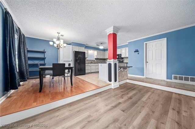 9123 Skypark Drive, Fort Smith, AR 72903