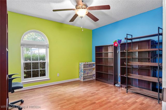 9123 Skypark Drive, Fort Smith, AR 72903