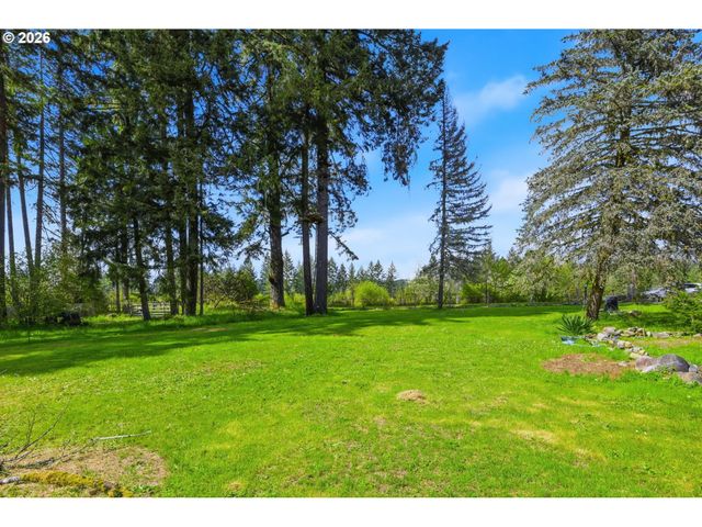 23892 BUTLER Rd, Elmira, OR 97437
