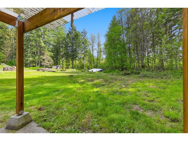 23892 BUTLER Rd, Elmira, OR 97437