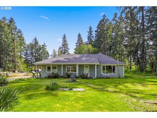 23892 BUTLER Rd, Elmira, OR 97437