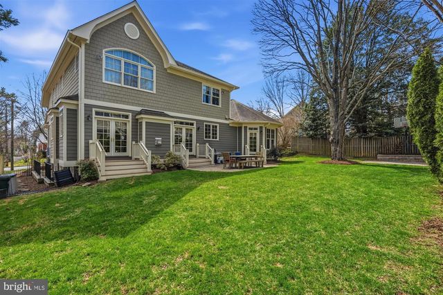 5707 35TH ST N, Arlington, VA 22207