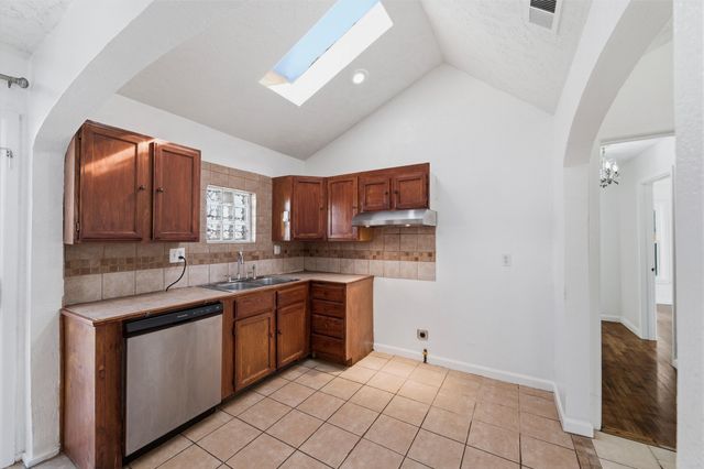 10654 Aledo Drive, Dallas, TX 75228