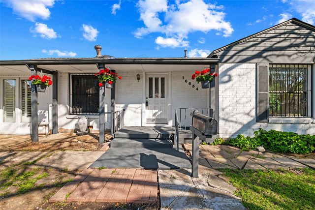10654 Aledo Drive, Dallas, TX 75228