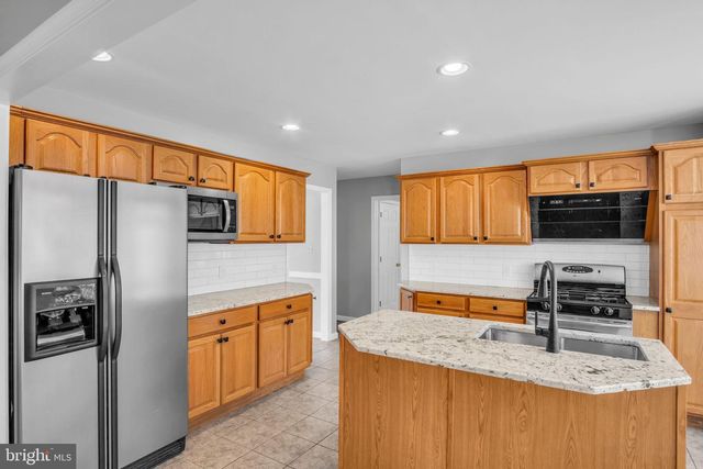 1731 ALLIGATOR REEF AVENUE, Chambersburg, PA 17202