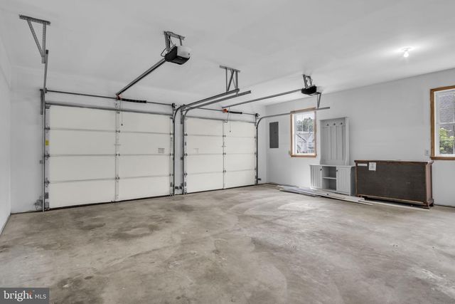 1731 ALLIGATOR REEF AVENUE, Chambersburg, PA 17202