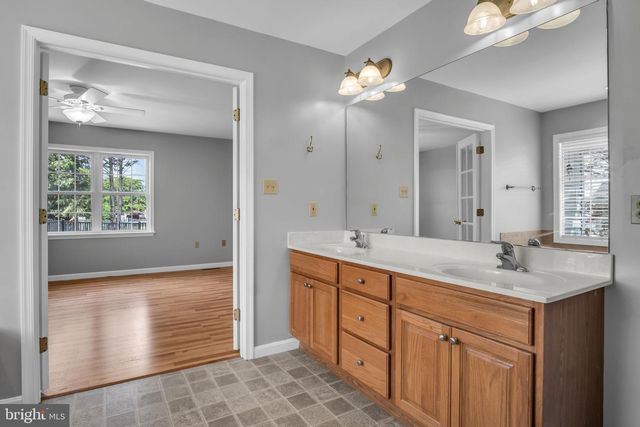 1731 ALLIGATOR REEF AVENUE, Chambersburg, PA 17202