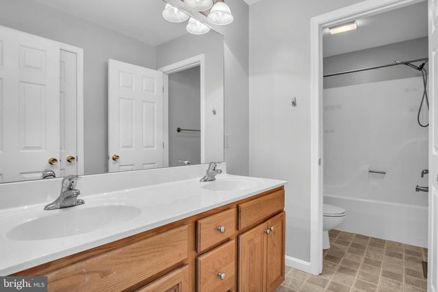 1731 ALLIGATOR REEF AVENUE, Chambersburg, PA 17202