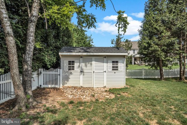 1731 ALLIGATOR REEF AVENUE, Chambersburg, PA 17202